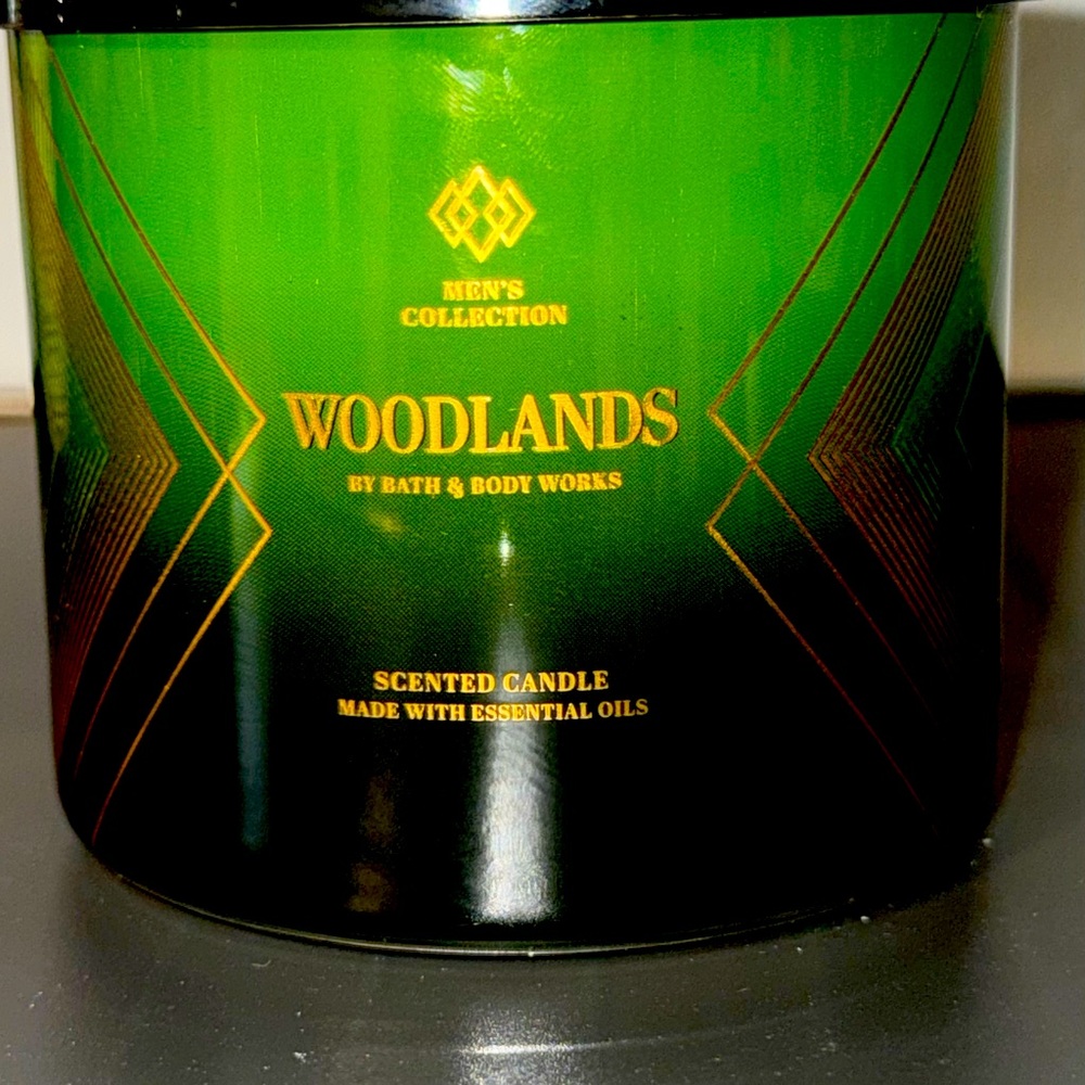 💚Bath & Body Works Woodlands Candle🖤